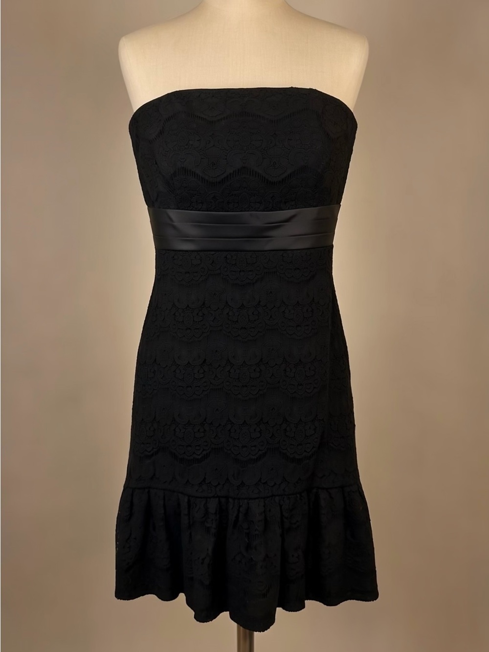 White House Black Market Classic Strapless Black Lace Dress